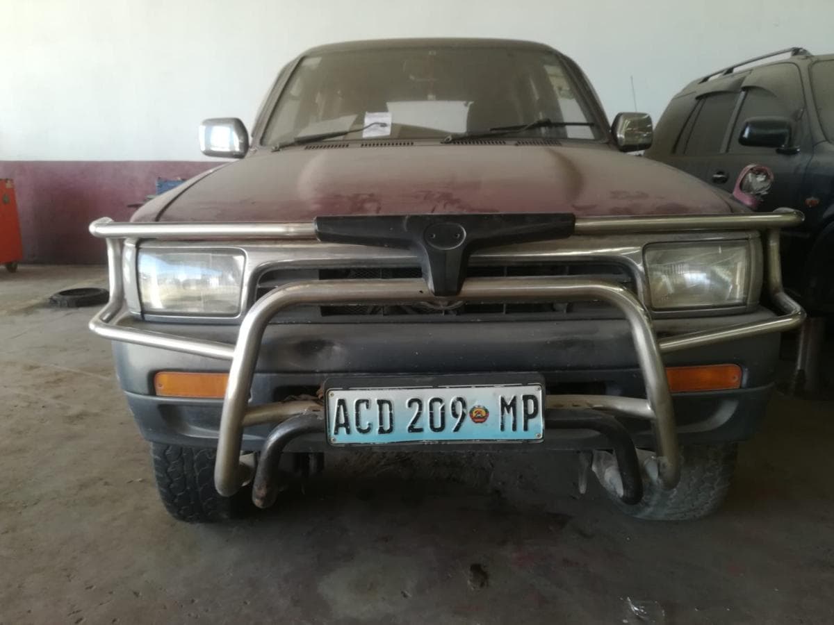 Toyota Surf ·
