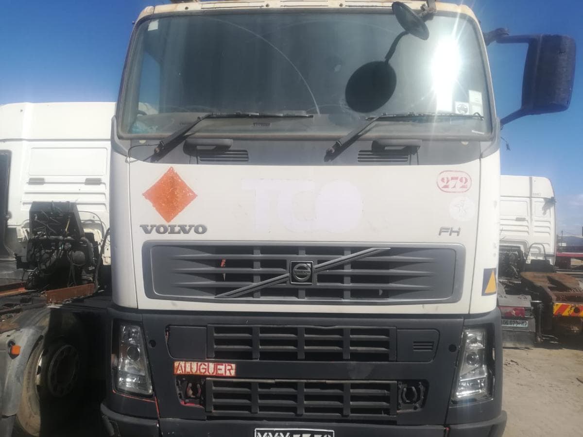 Camião VOLVO FH 440 · — imagem 1