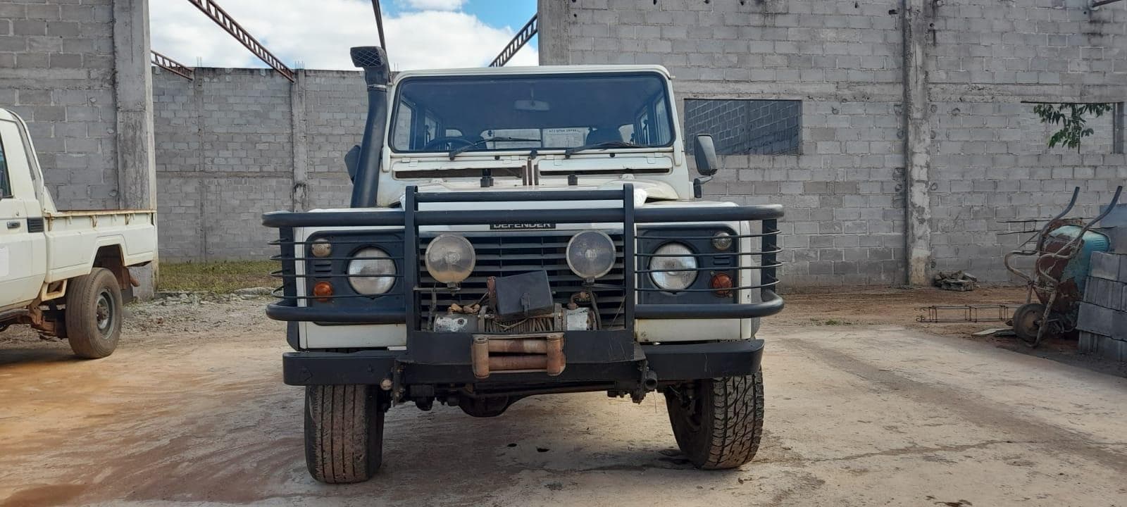 Land Rover Defender · — imagem 4