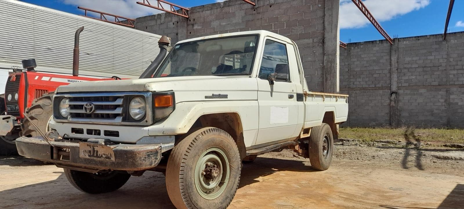Toyota Land Cruiser · — imagen 4