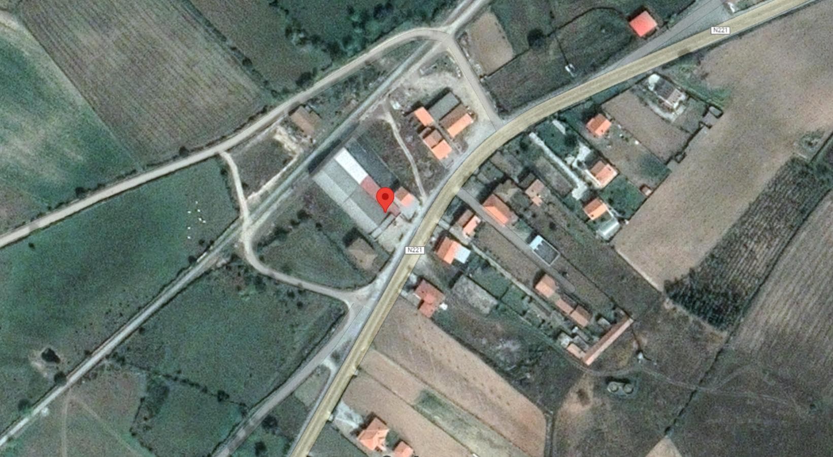 Armazém com Logradouro · Miranda do Douro, Bragança — imagem 30