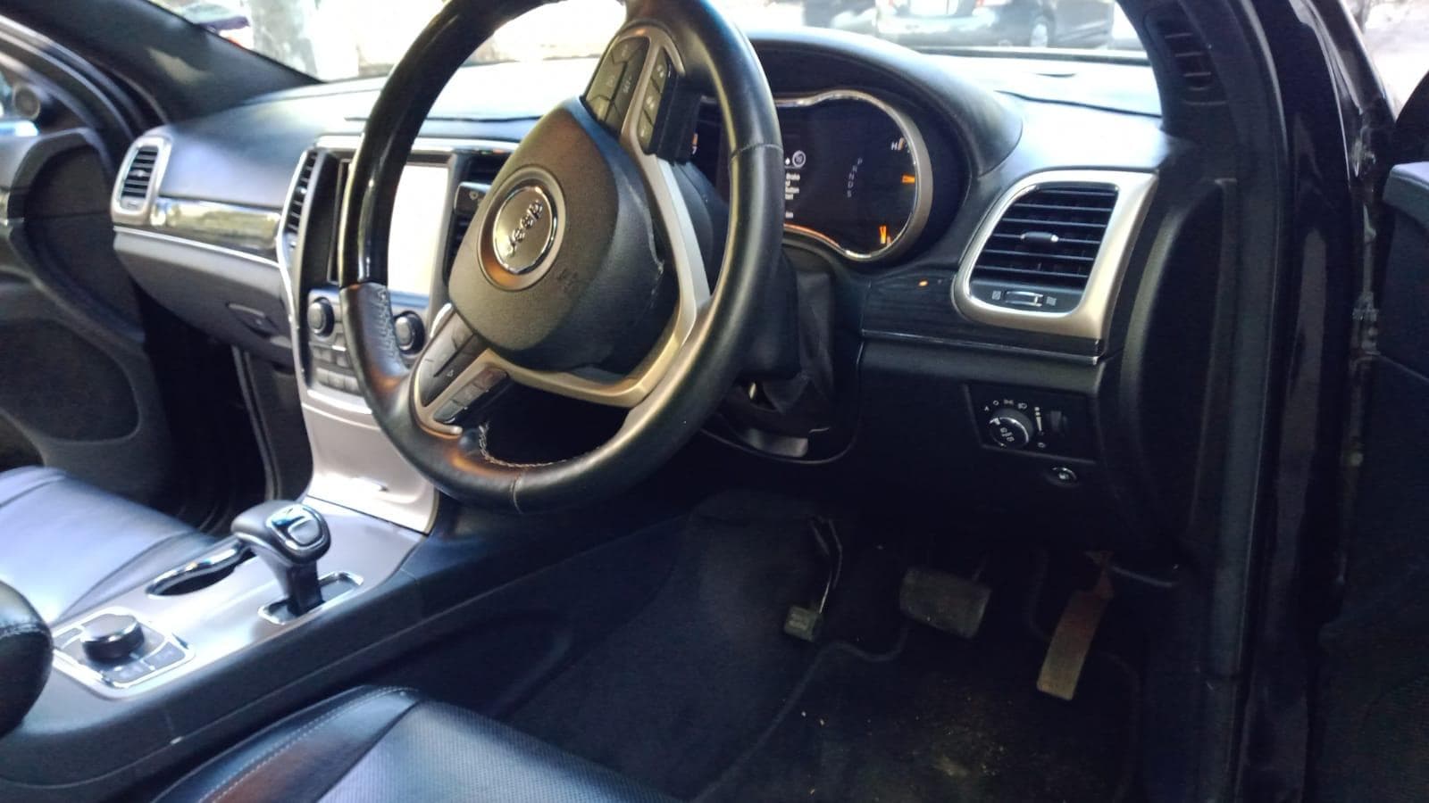 JEEP GRAND CHEROKEE 3.6 OVERLAND  · — imagem 11