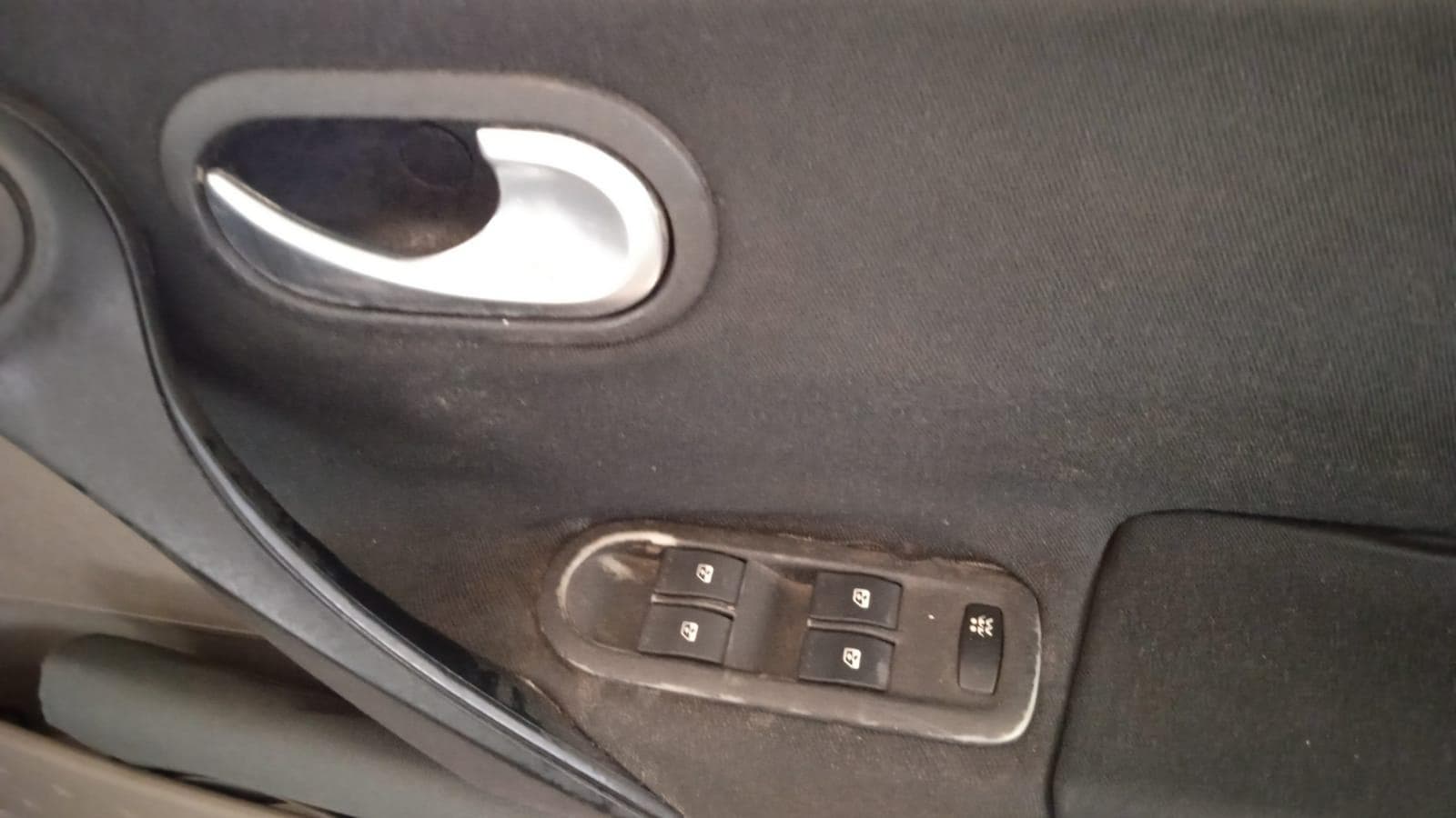 Renault Megane · — image 9