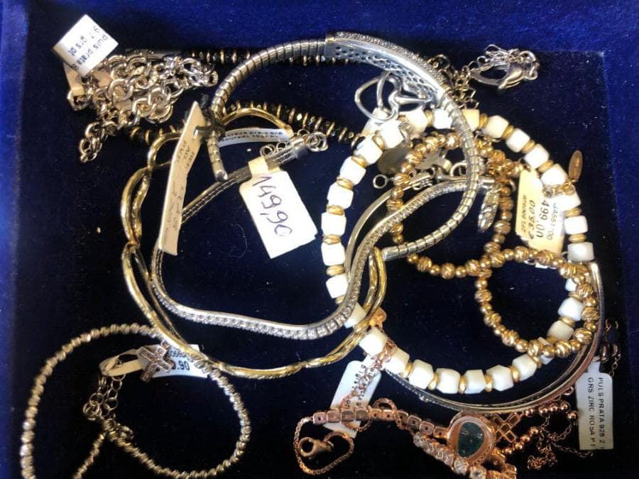 Bracelets en argent et autres matériaux — image 9