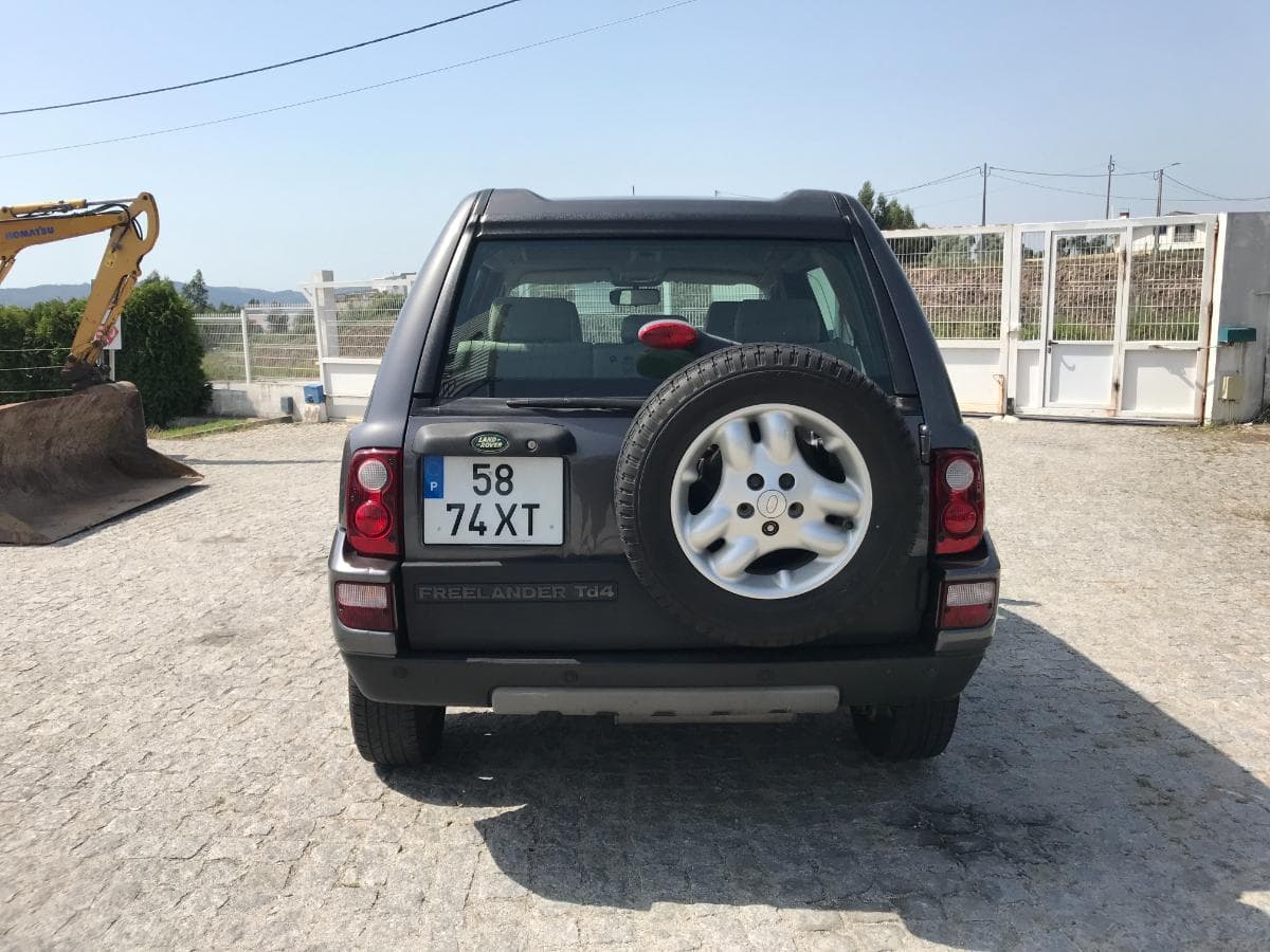 Land Rover Freelander 2.0TD4 · Ano 2004 — imagem 7