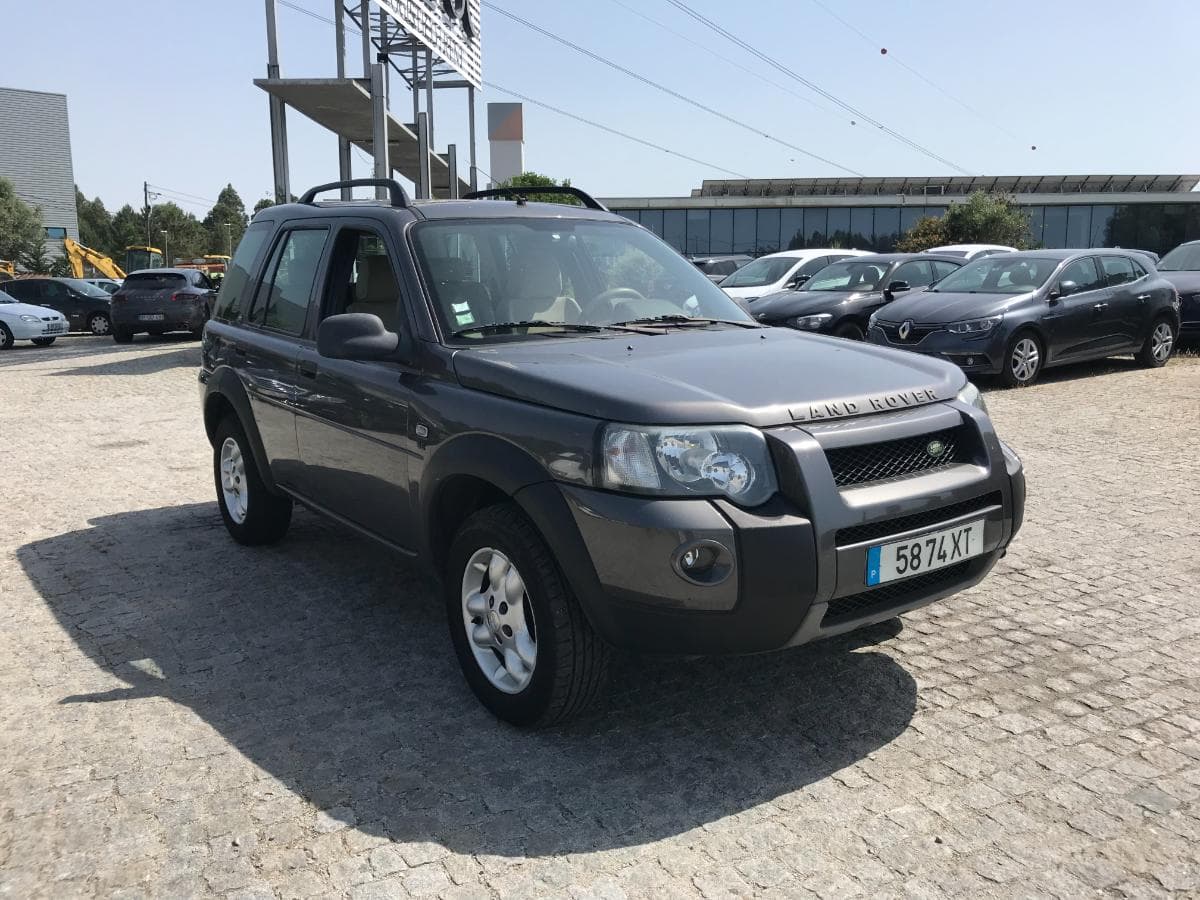 Land Rover Freelander 2.0TD4 · Ano 2004 — imagem 1