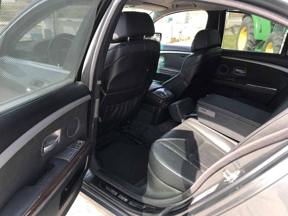 BMW 730D · Ano 2005 — imagem 23