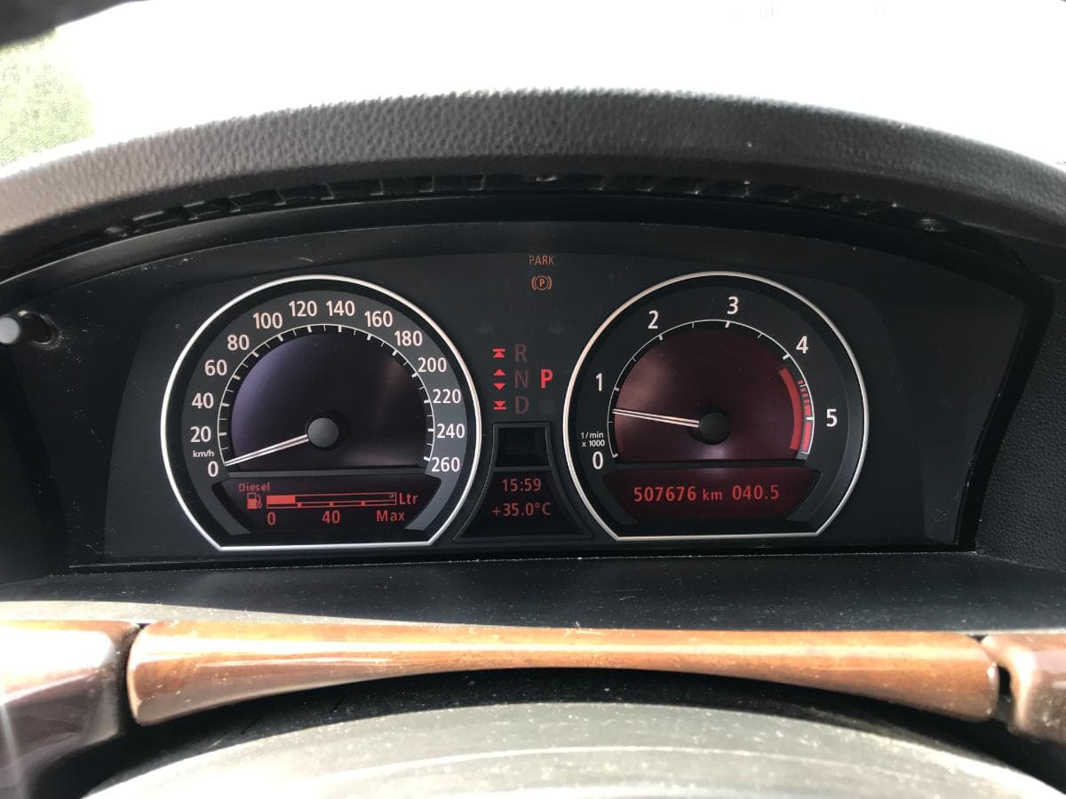 BMW 730D · Ano 2005 — imagem 27