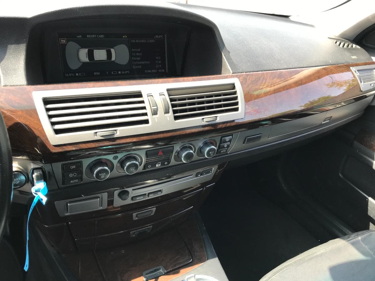 BMW 730D · Ano 2005 — imagem 32