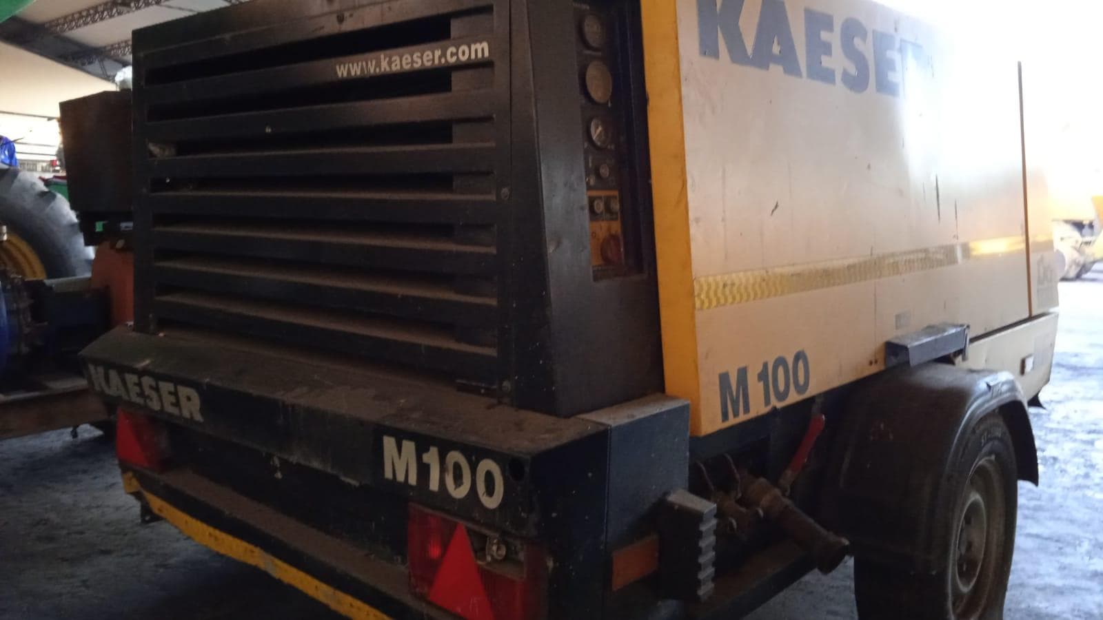 Compressor Kaeser M100 · — imagen 3