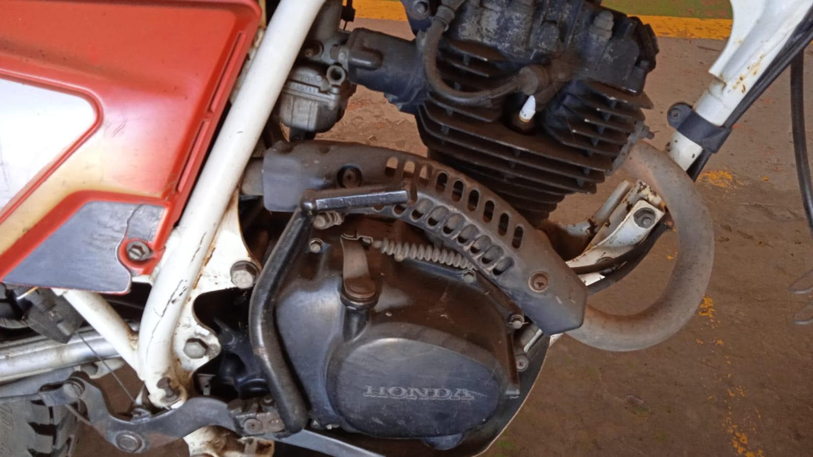 Honda  XL125 · — imagen 4