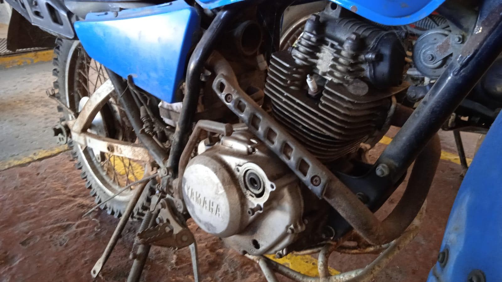 Yamaha AG 200 · — imagen 4