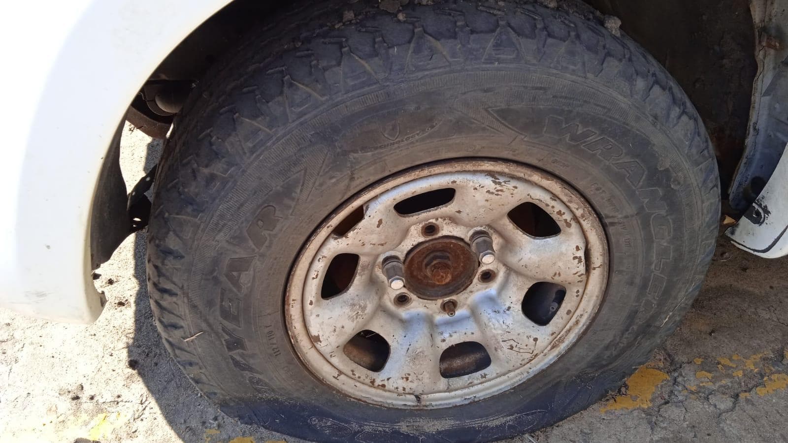 Toyota Hilux · — imagen 3