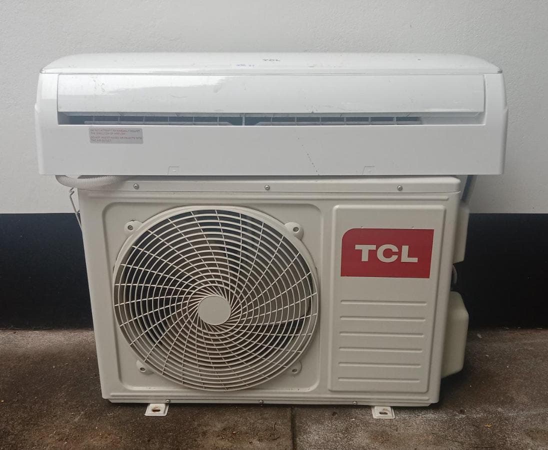 Ar Condicionado TCL · — imagem 1
