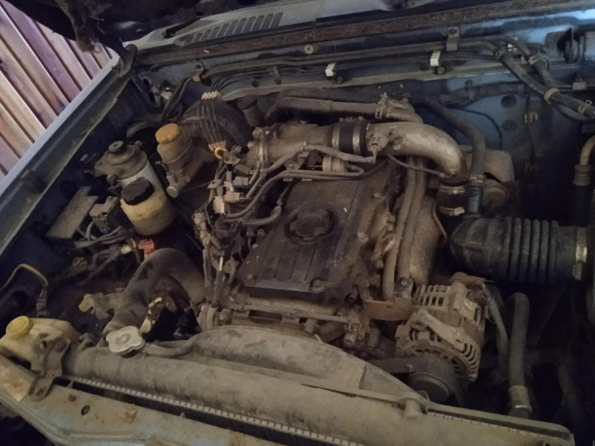 NIssan Hardbody · — imagem 10