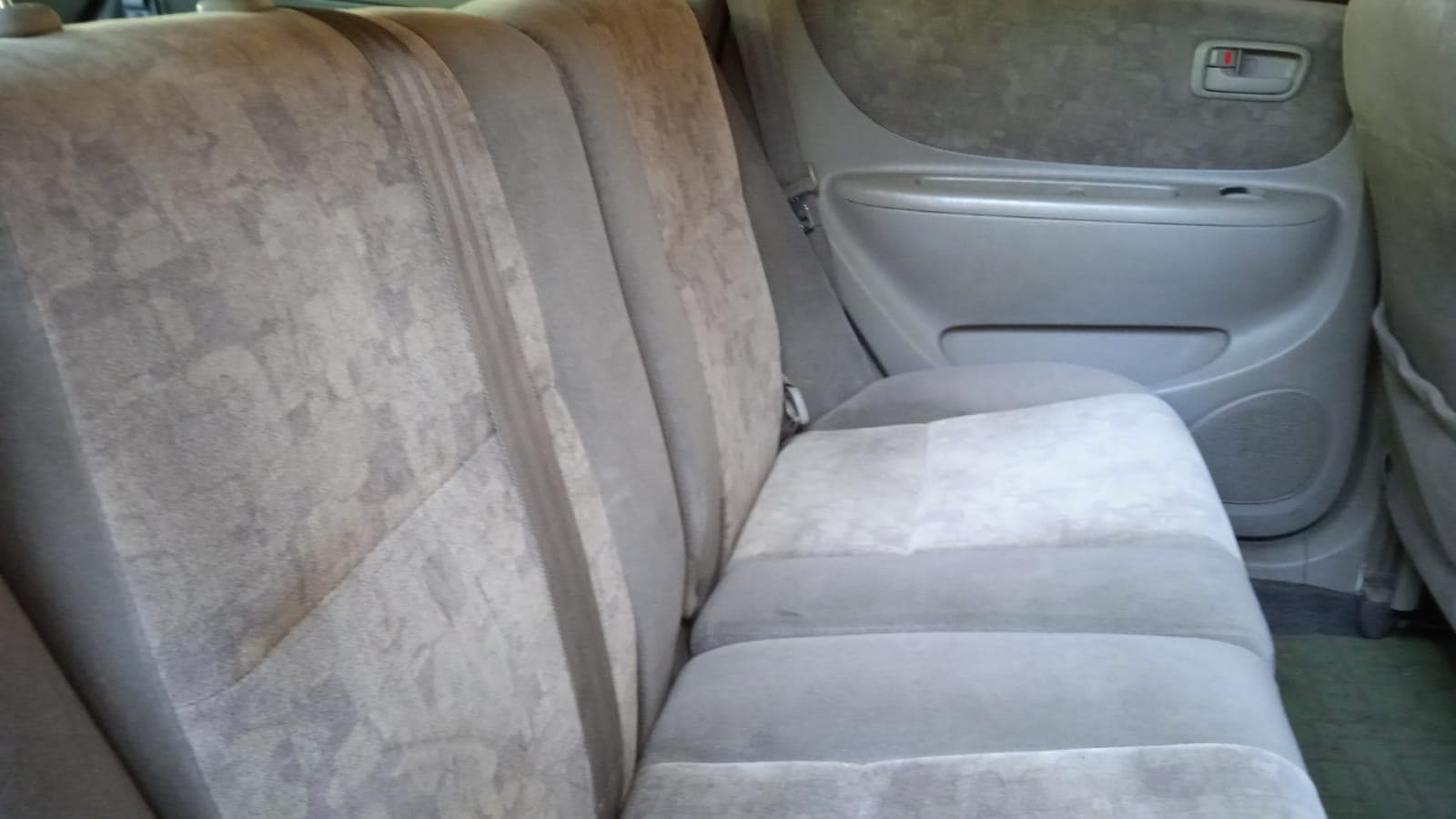 Toyota Spacio · — imagem 6