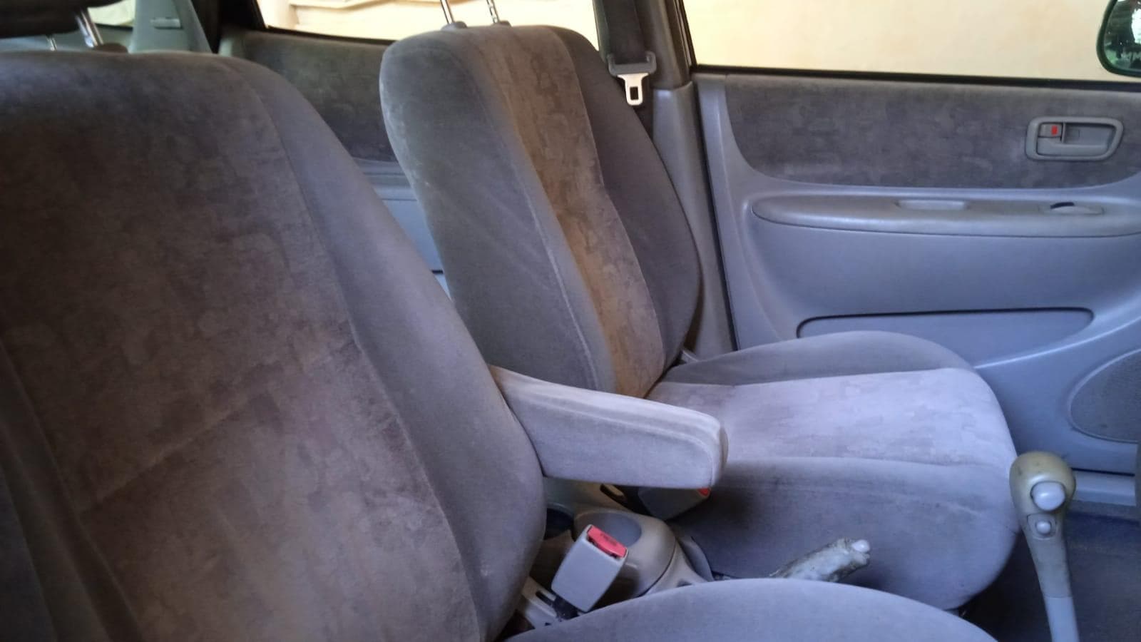 Toyota Spacio · — imagem 7