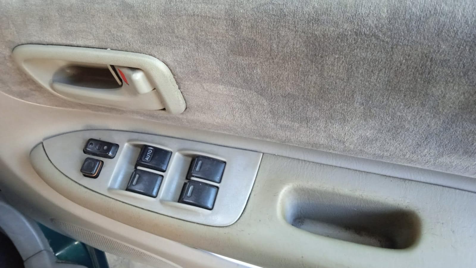Toyota Spacio · — imagem 11