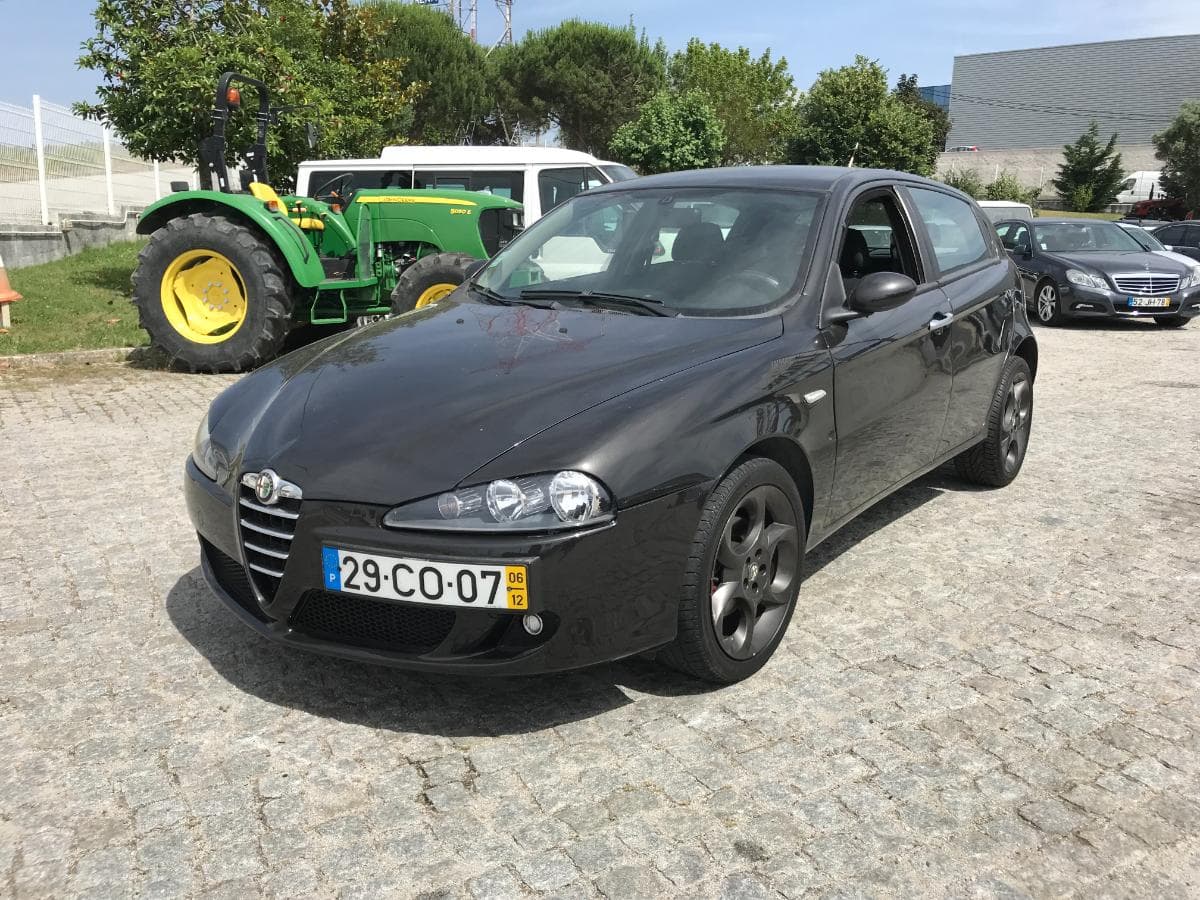 Alfa Romeo 147 1.6 16v · Ano 2006 — imagem 5