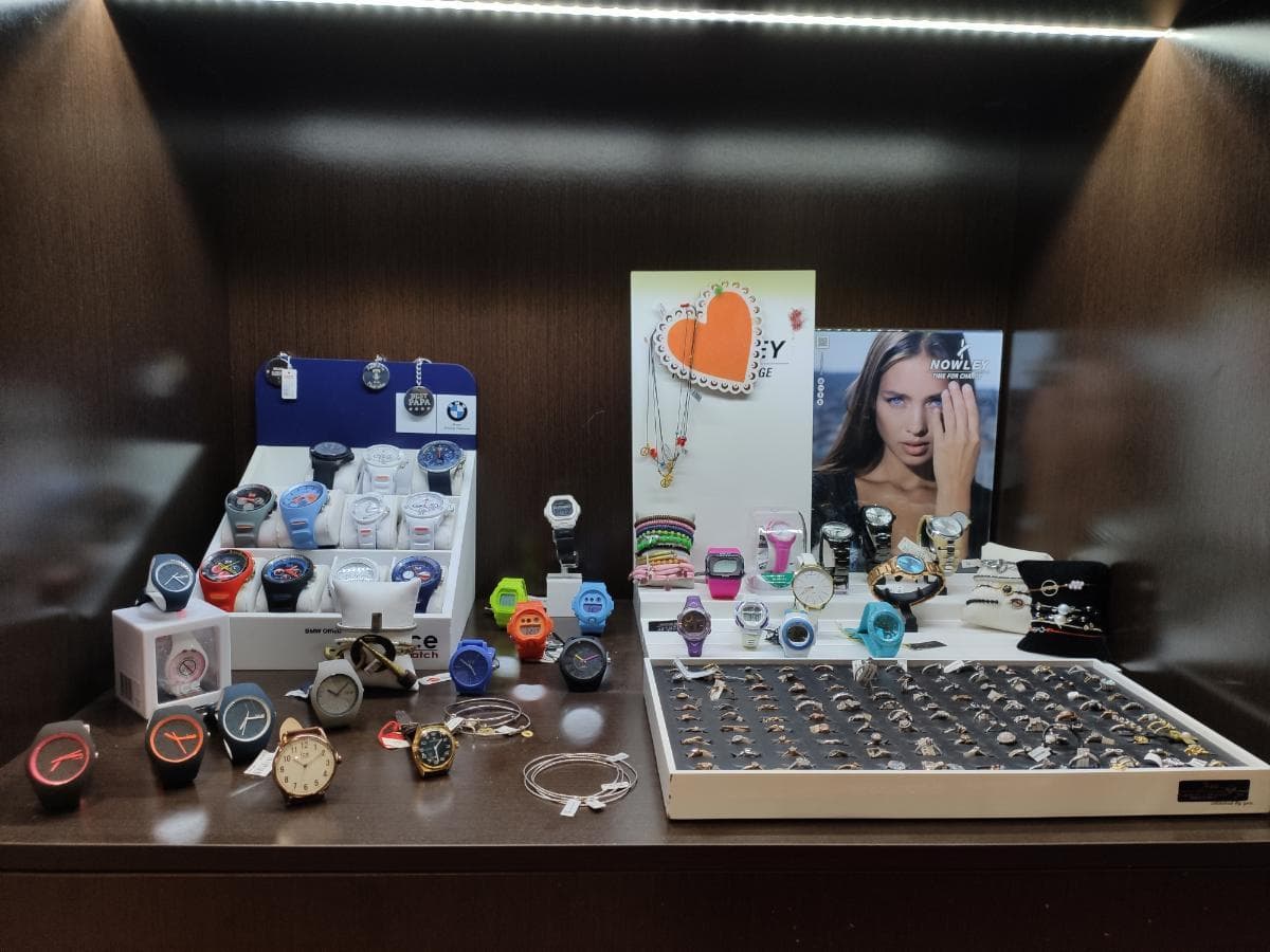 Lotes 26 a 30 · Relógios e Smartwatch — image 4