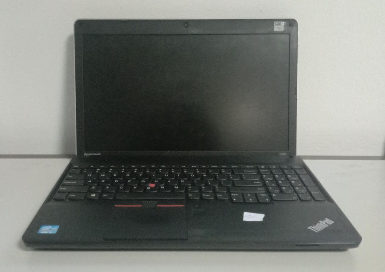 Laptop Lenovo ·
