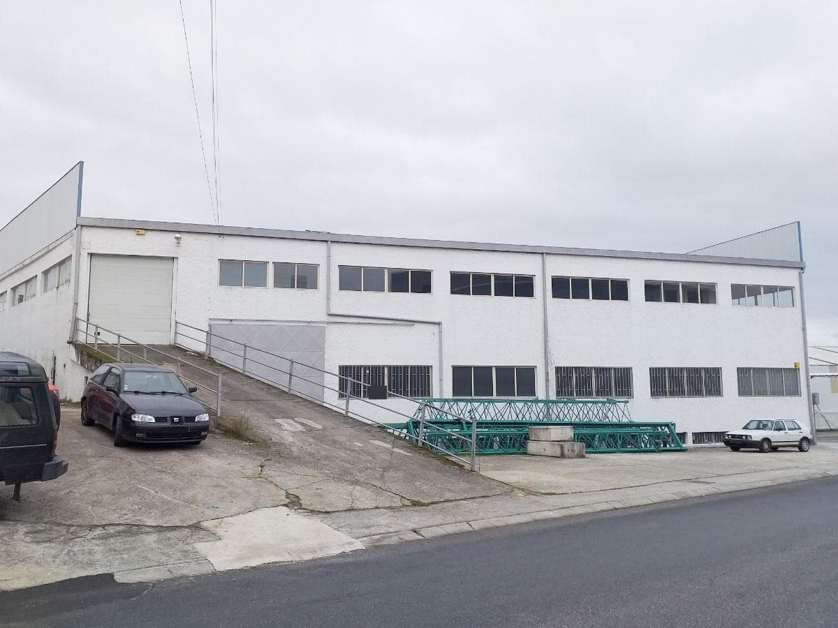 Armazém Industrial · Chaves — image 1