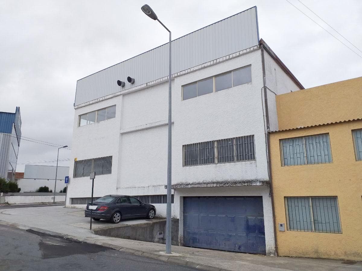 Armazém Industrial · Chaves — image 2