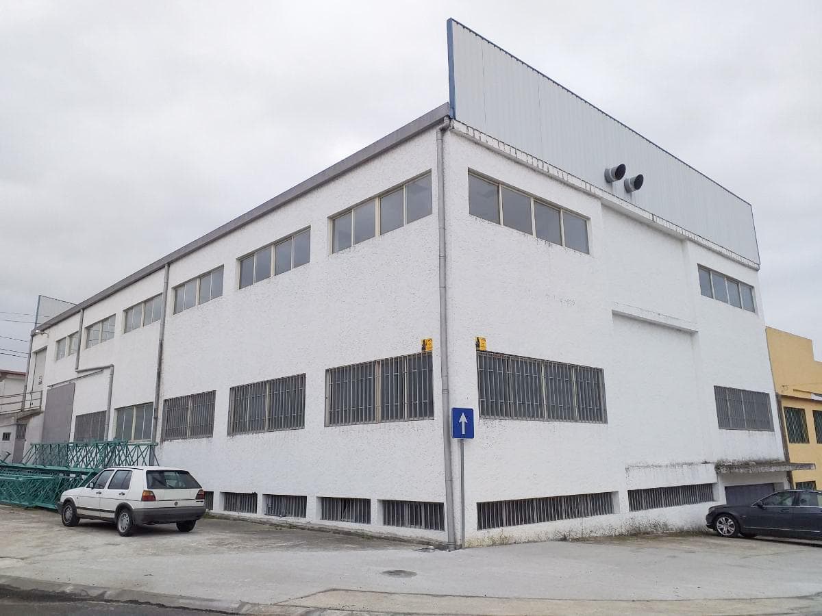 Armazém Industrial · Chaves — image 4