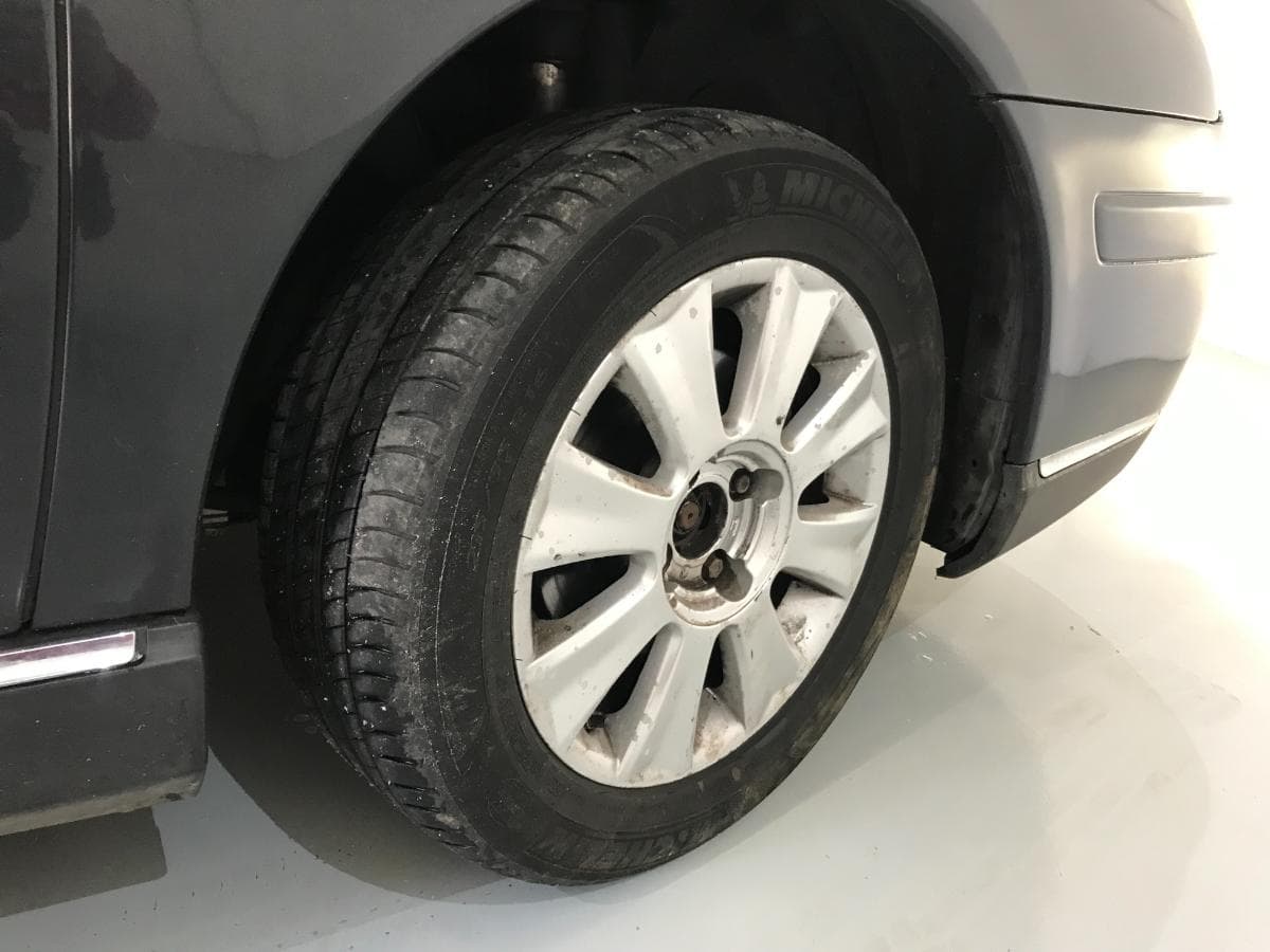 Citroën C5 1.6HDI · Ano 2005 — imagem 17