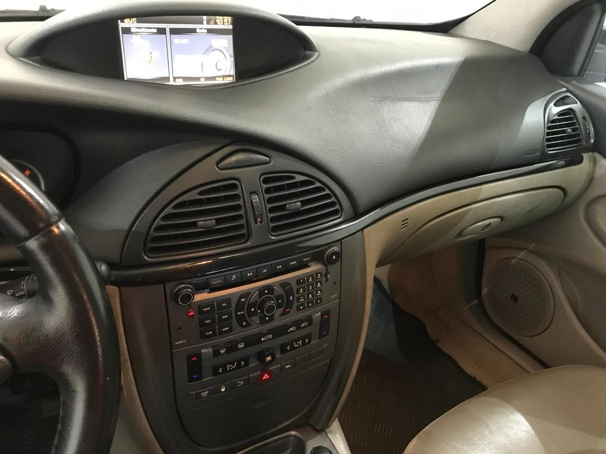 Citroën C5 1.6HDI · Ano 2005 — imagem 28