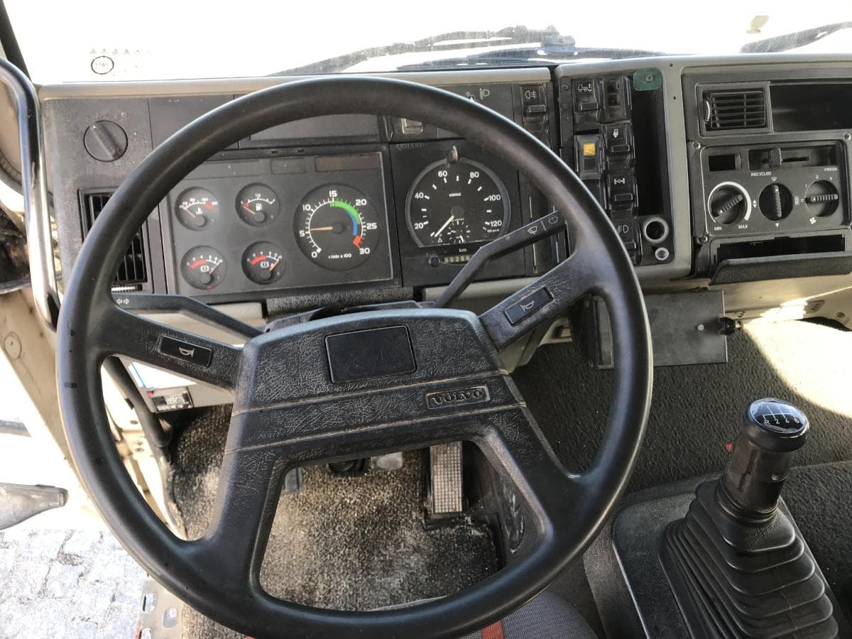 Volvo FL6 · Ano 1990 — imagen 28