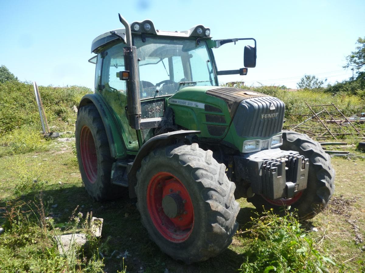 Trator agrícola — image 2