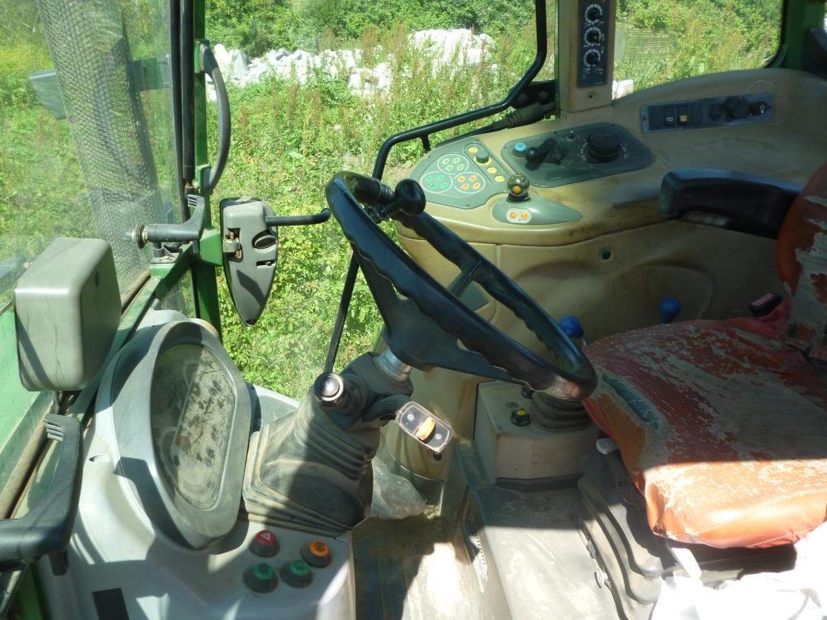 Trator agrícola — image 4