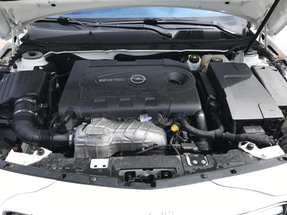 Opel Insígnia 2.0TDCI · Ano 2012 — imagem 11