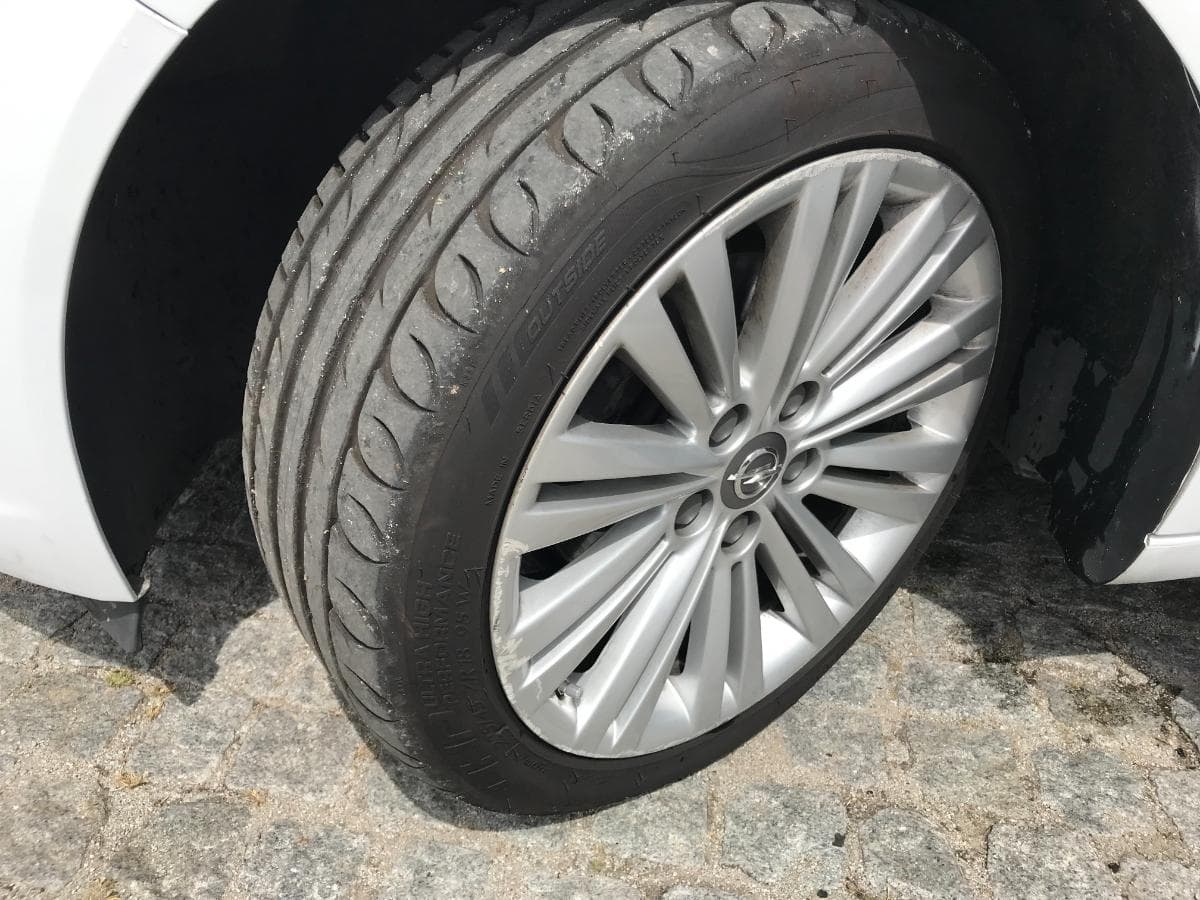 Opel Insígnia 2.0TDCI · Ano 2012 — imagem 16