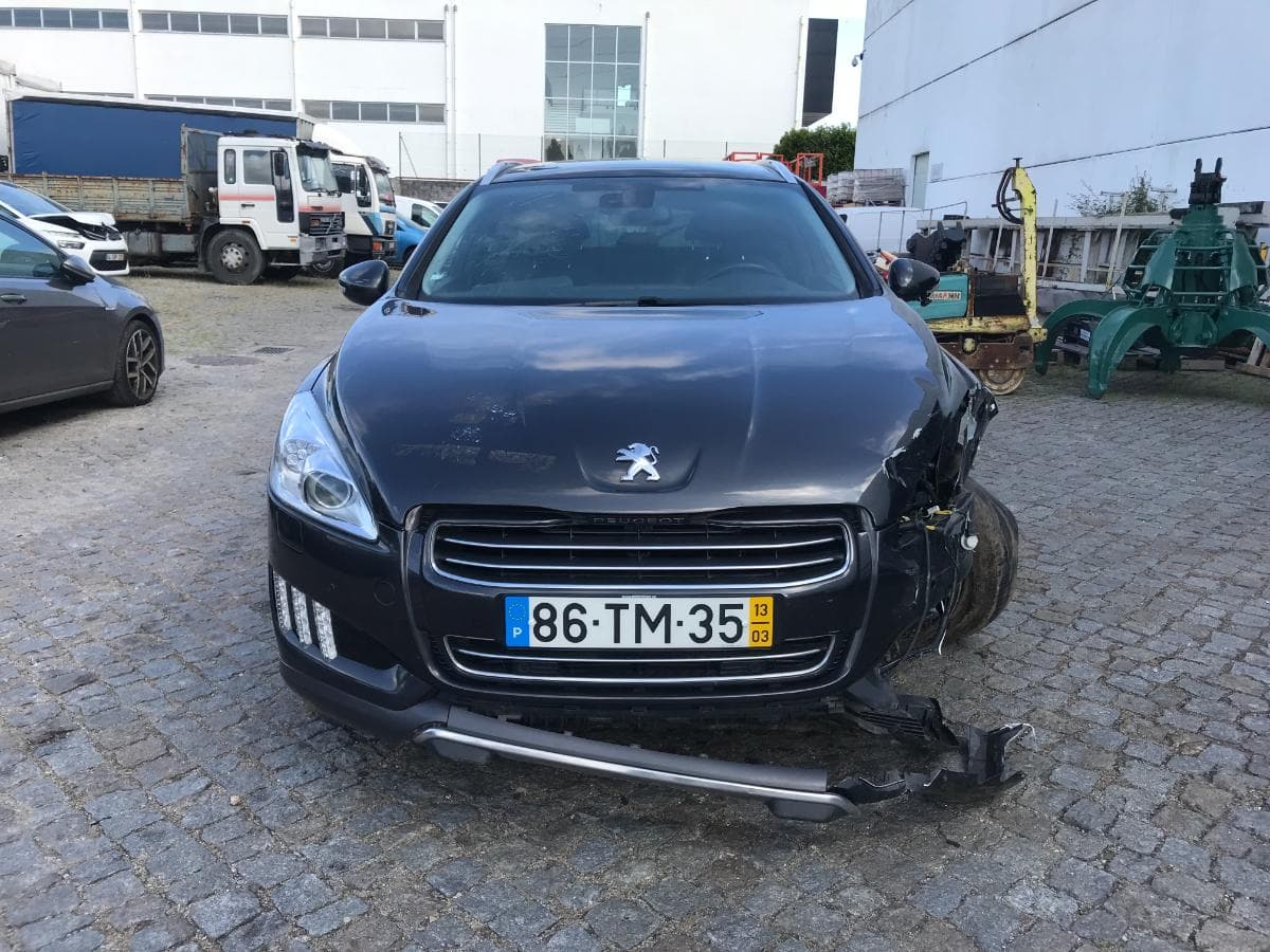 Peugeot 508 2.0HDI Hybrid · Ano 2013 86-TM-35 — image 2