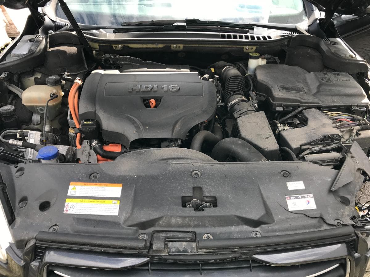Peugeot 508 2.0HDI Hybrid · Ano 2013 86-TM-35 — image 10