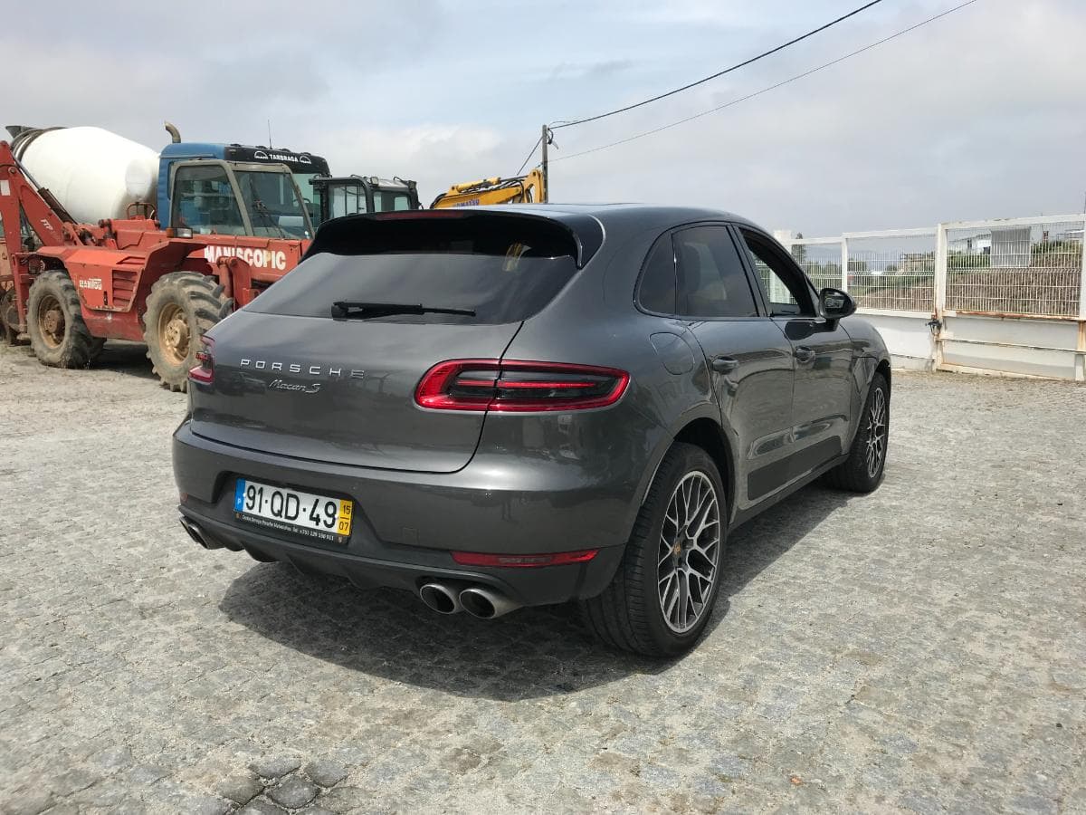 Porsche Macan S 3.0D · Ano 2015 — imagem 7