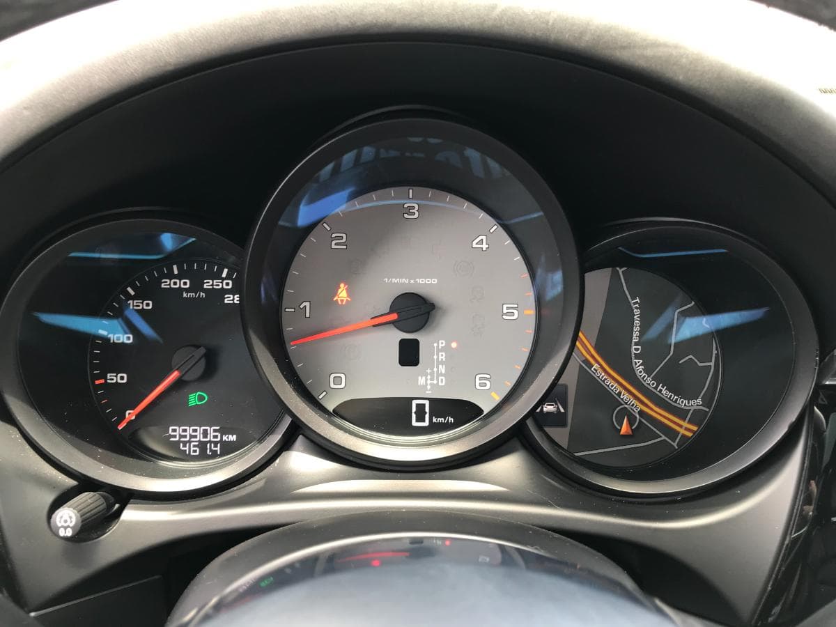 Porsche Macan S 3.0D · Ano 2015 — imagem 32