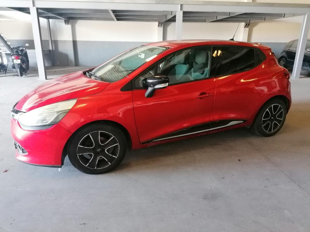 Renault Clio 1.5DCI · Ano 2013 — imagem 6