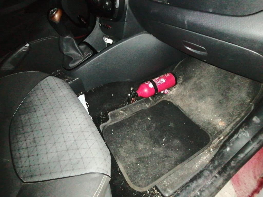 Renault Clio 1.5DCI · Ano 2013 — imagem 23