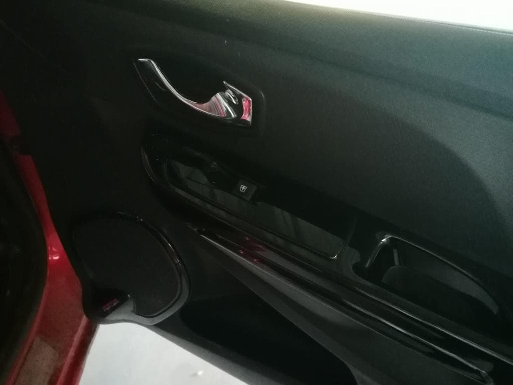 Renault Clio 1.5DCI · Ano 2013 — imagem 24