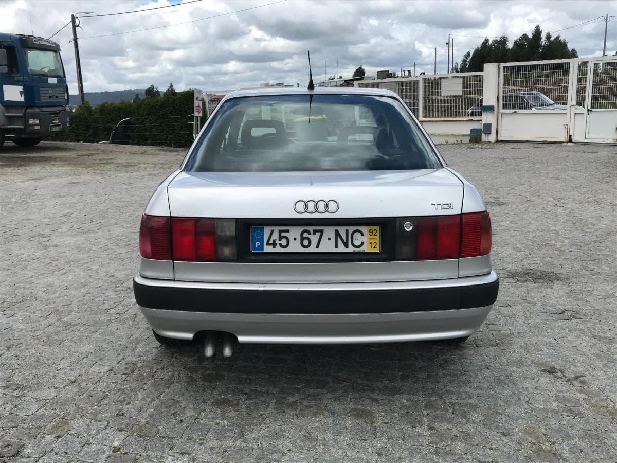 Audi 80 1.9TDI · Ano 1999 — imagem 5