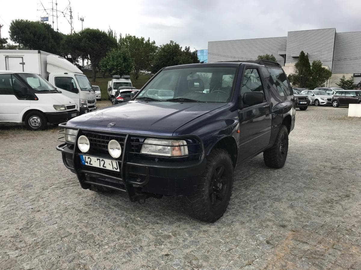 Opel Frontera 2.5TDS · Ano 1997 — imagem 3