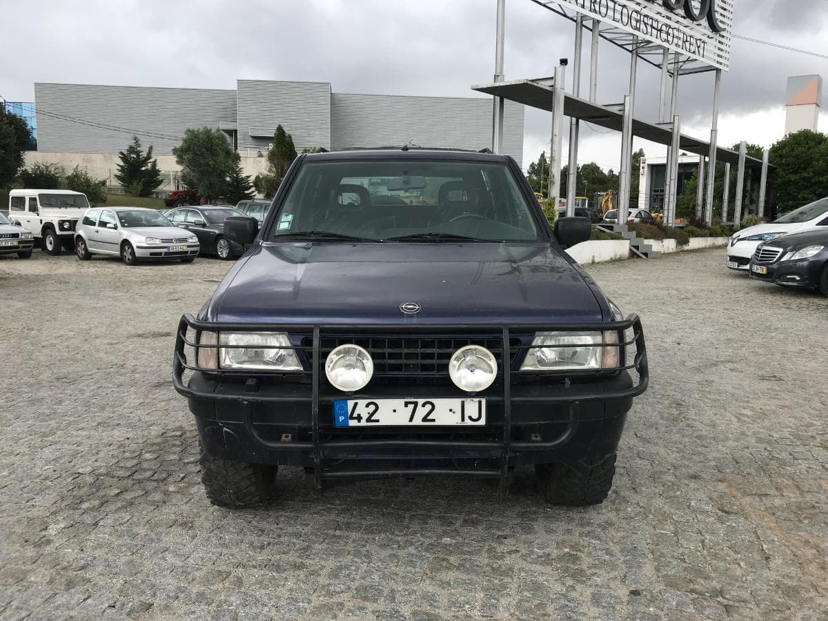 Opel Frontera 2.5TDS · Ano 1997 — imagem 2
