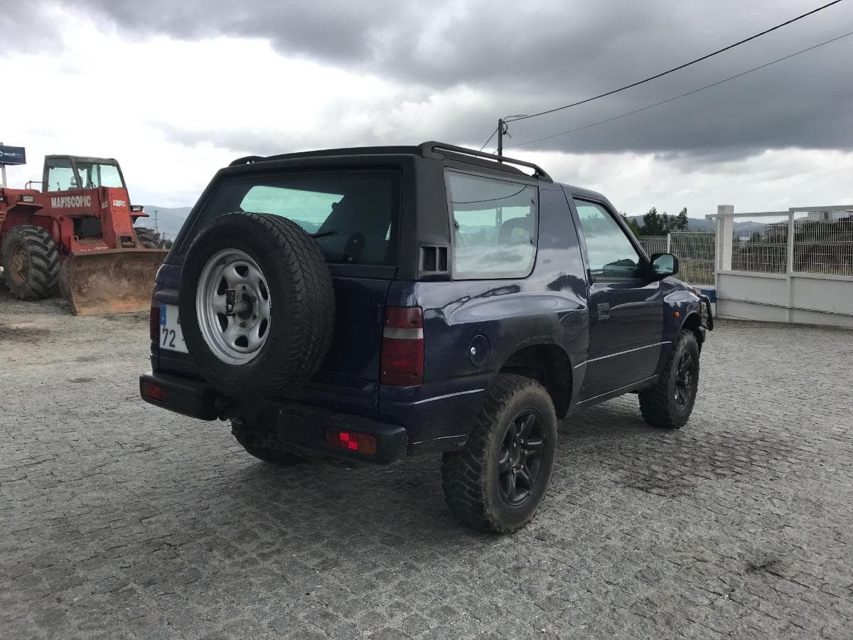 Opel Frontera 2.5TDS · Ano 1997 — imagem 4