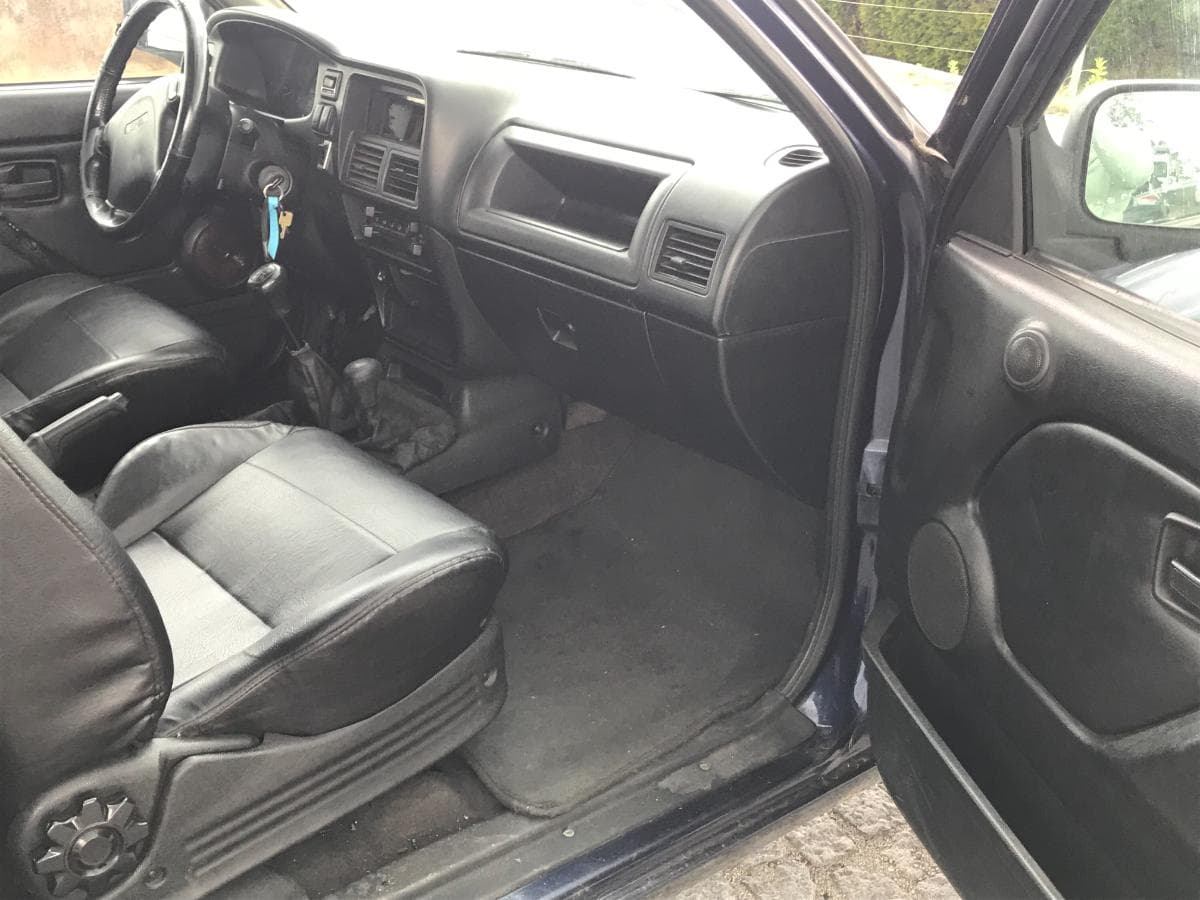 Opel Frontera 2.5TDS · Ano 1997 — imagem 28