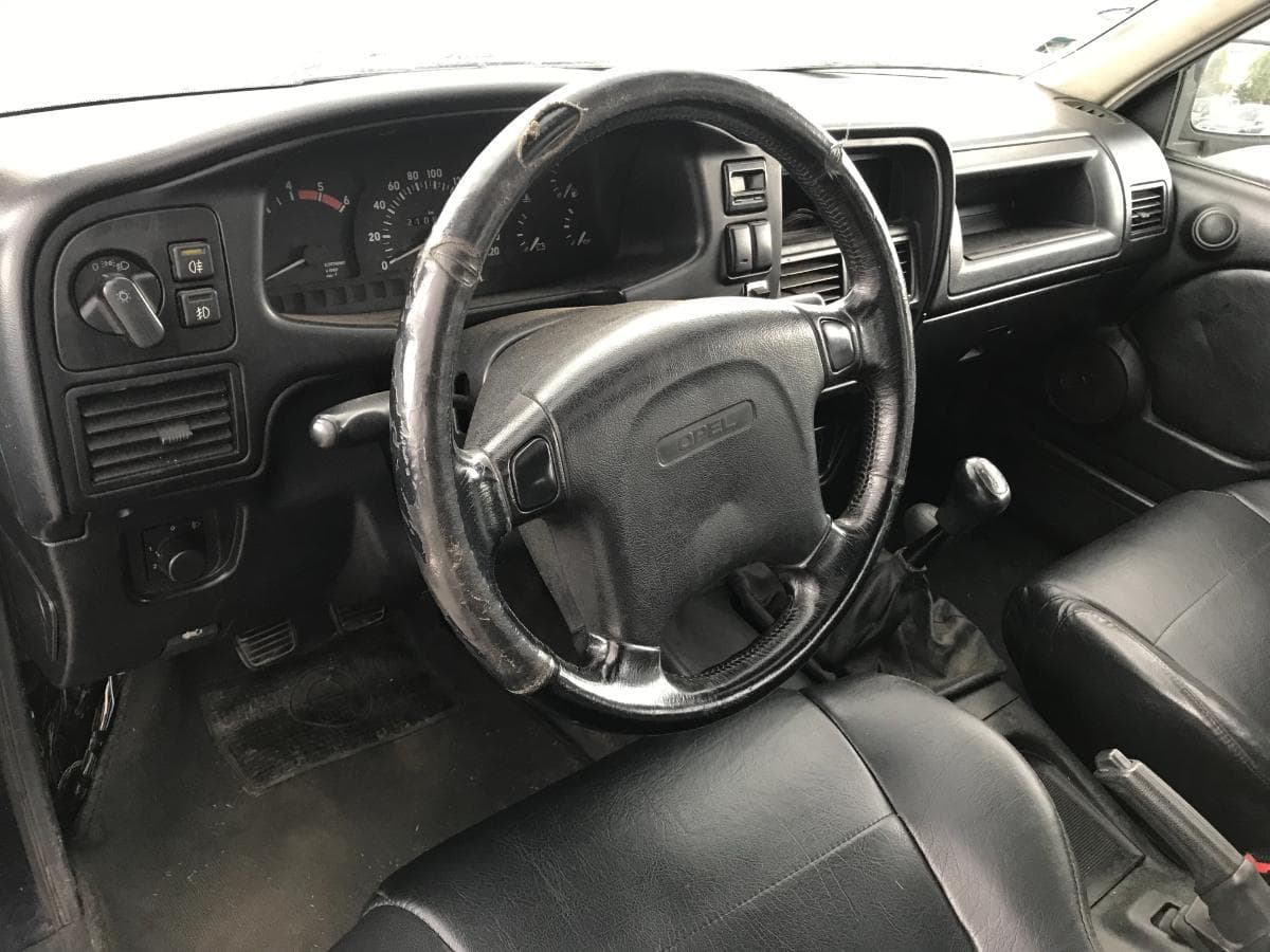 Opel Frontera 2.5TDS · Ano 1997 — imagem 34