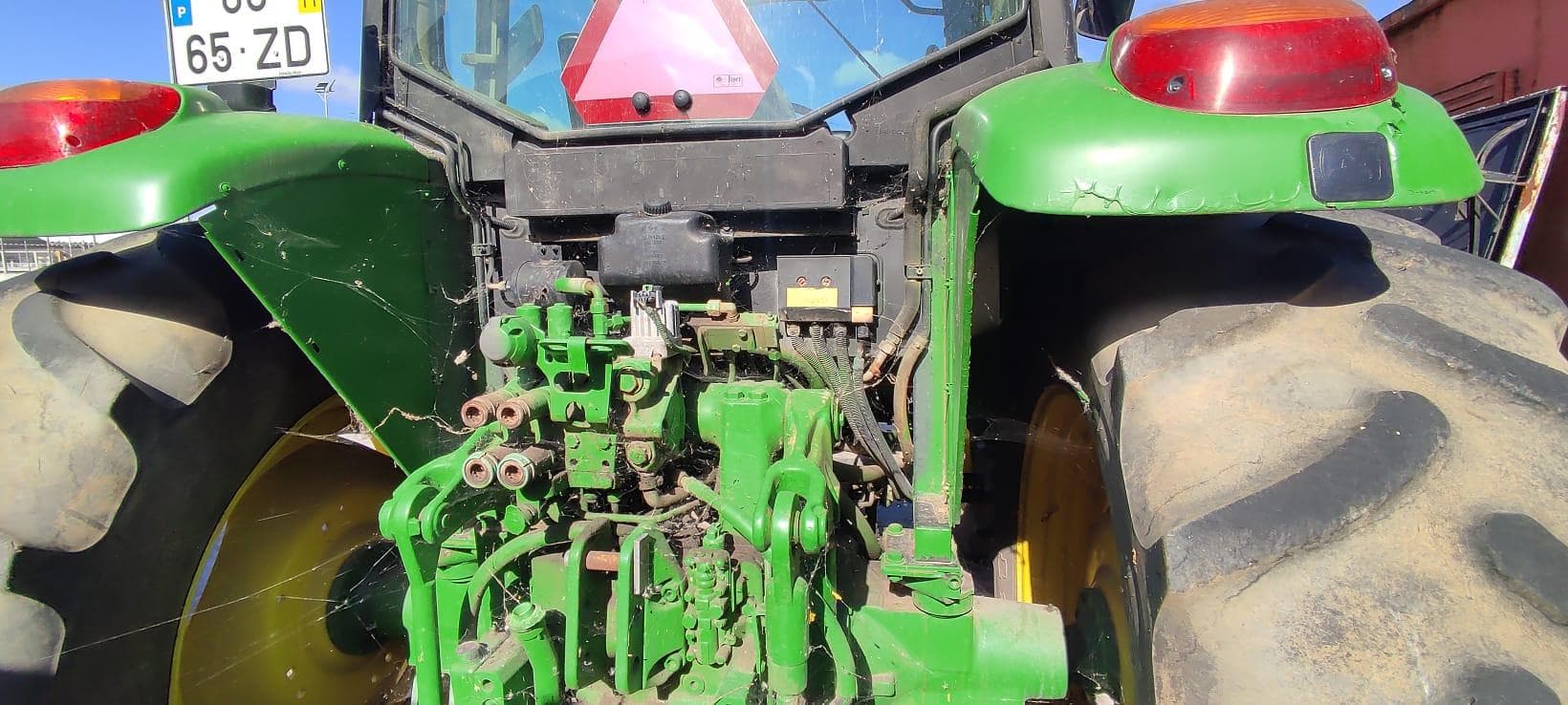 Tractor John Deere 6320 — imagen 3