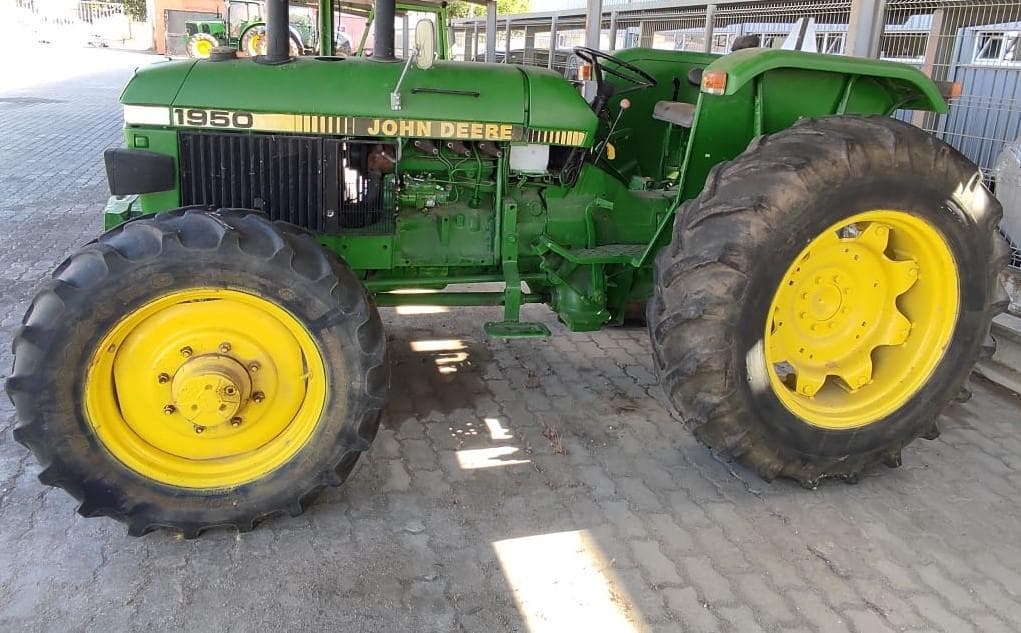 Trator John Deere 1950 — imagem 2